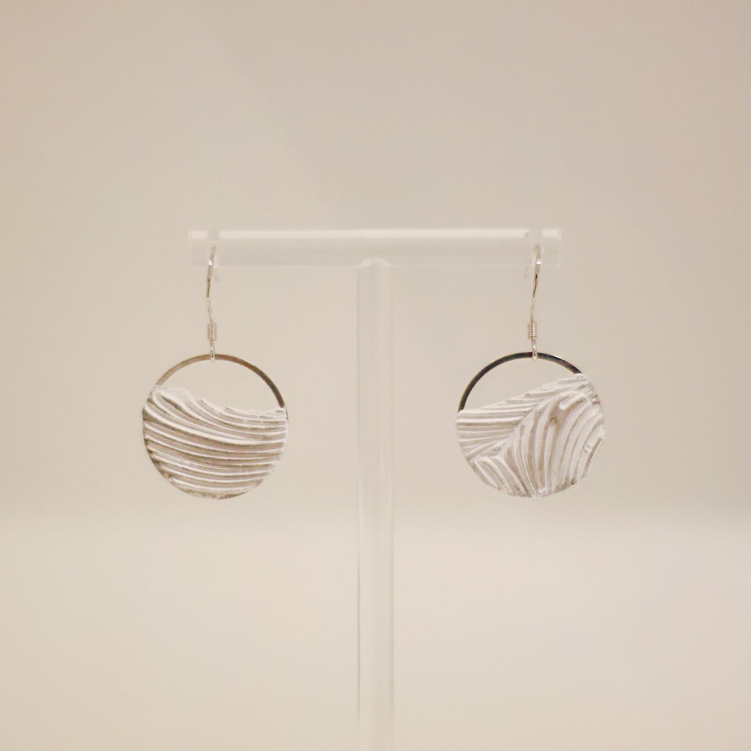 線條系列|白銀色圓形垂吊線條水泥耳環 Line Series|Silver Round Cement Earrings
