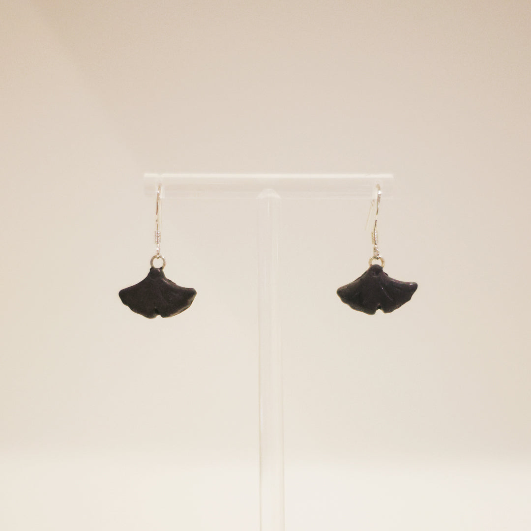 銀杏系列|小小銀杏黑銀水泥短耳環 Ginkgo Series|Little Ginkgo Black Silver Cement Earrings