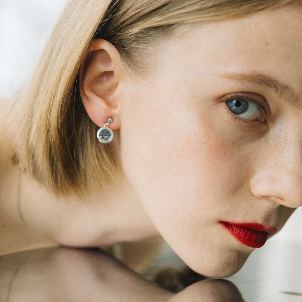 水晶系列 Crystal Series - 黑夜圓形水晶耳環