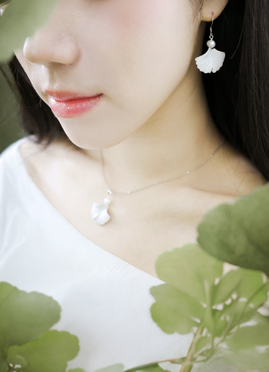 銀杏系列|銀白銀杏珍珠水泥耳環 Ginkgo Series|Silver Ginkgo Pearl Cement Pendant Earrings