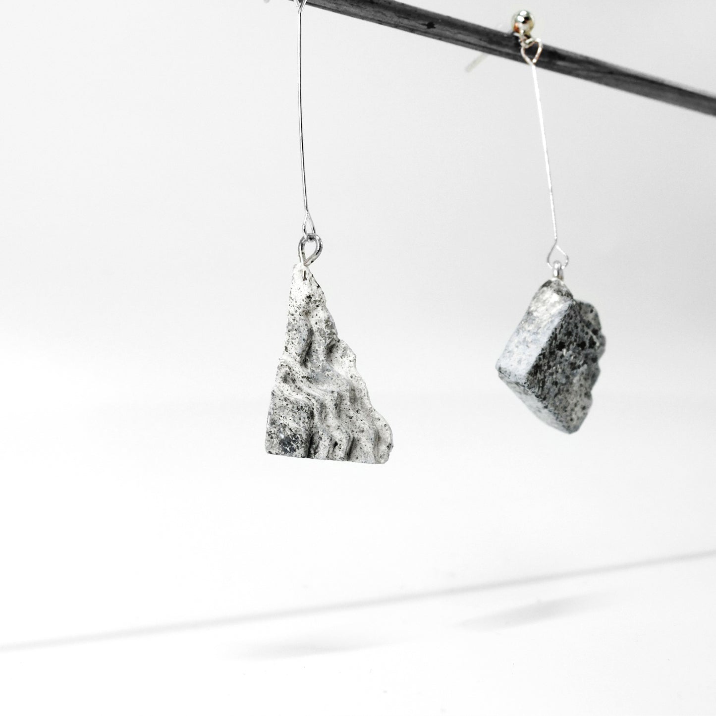島嶼系列|地形垂吊水泥耳環 Island Series|Terrain Cement Pendant Earrings