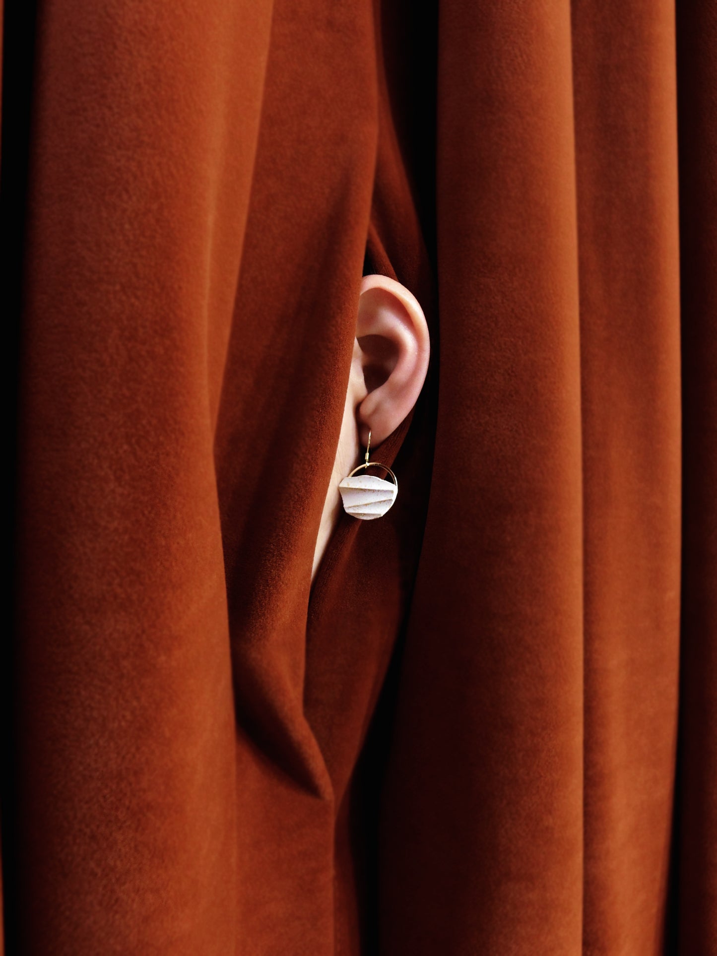 沙丘系列|圓形垂吊水泥耳環 Sand Dune Series|Circular cement earring