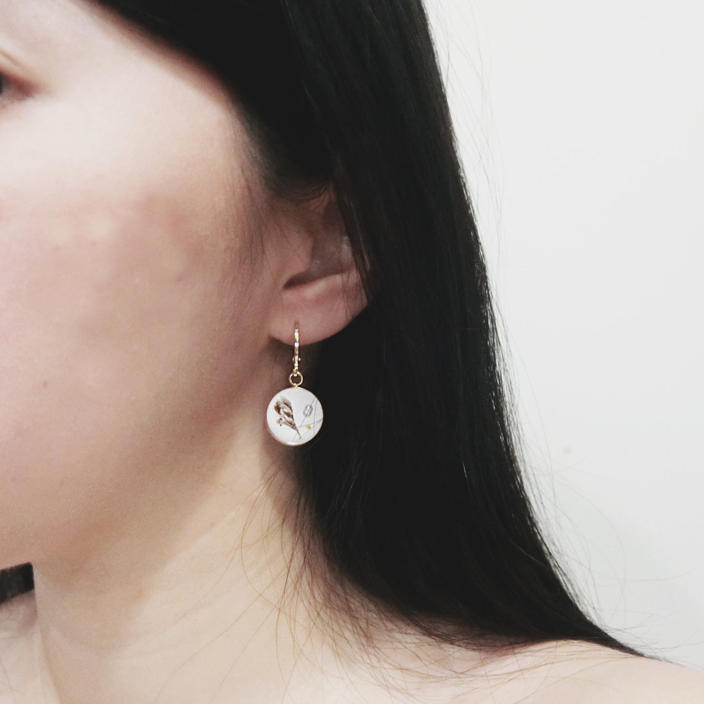 星雲系列|珍珠乾燥花水泥耳環 Nebula Series|Pearl Flower Cement Earrings