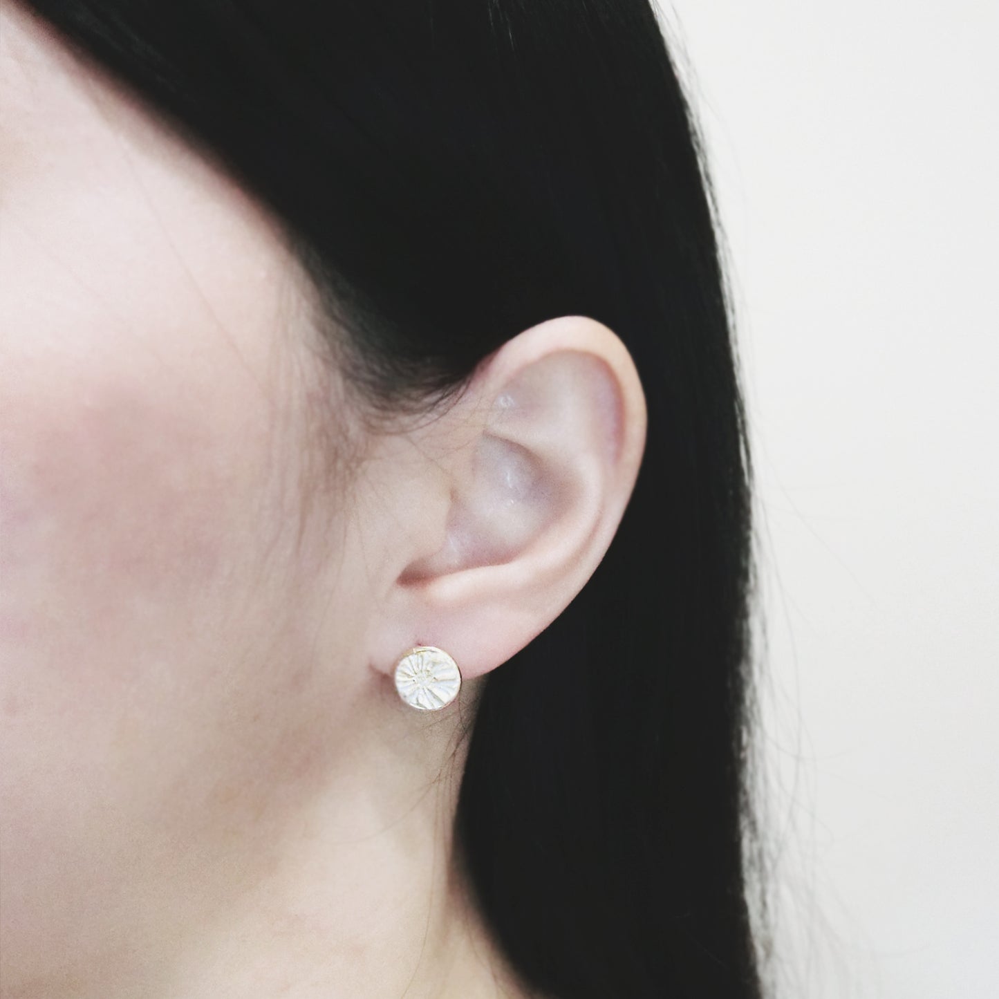 金沙系列|金花水泥貼耳耳環 Golden Sand Series|Golden Flower Cement Earrings