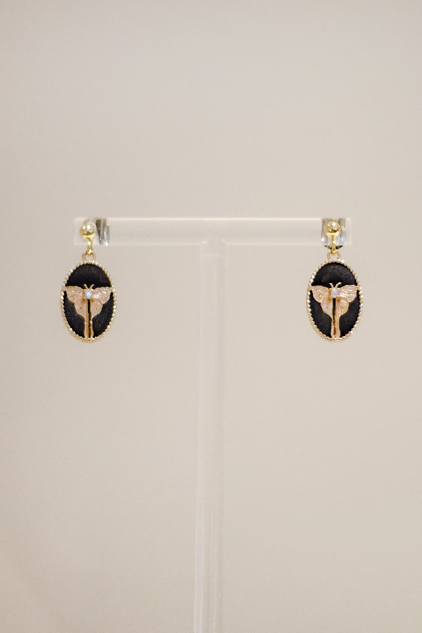 羅盤系列|金黑蝴蝶羅盤耳環 Compass Series|Black Butterfly Compass Gold Earrings