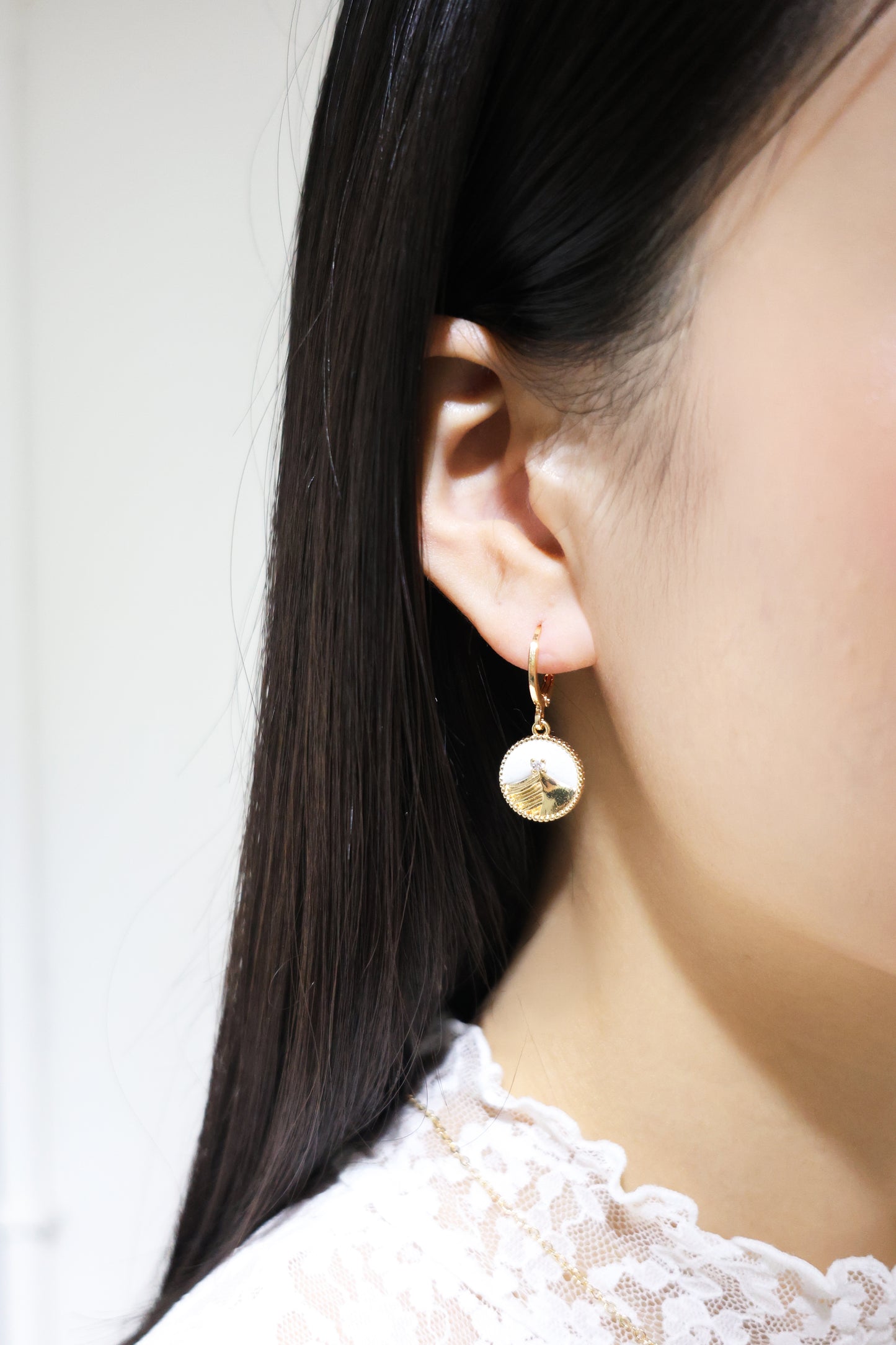 羅盤系列|金白沙丘羅盤耳環 Compass Series|Gold White Dune Compass Earrings