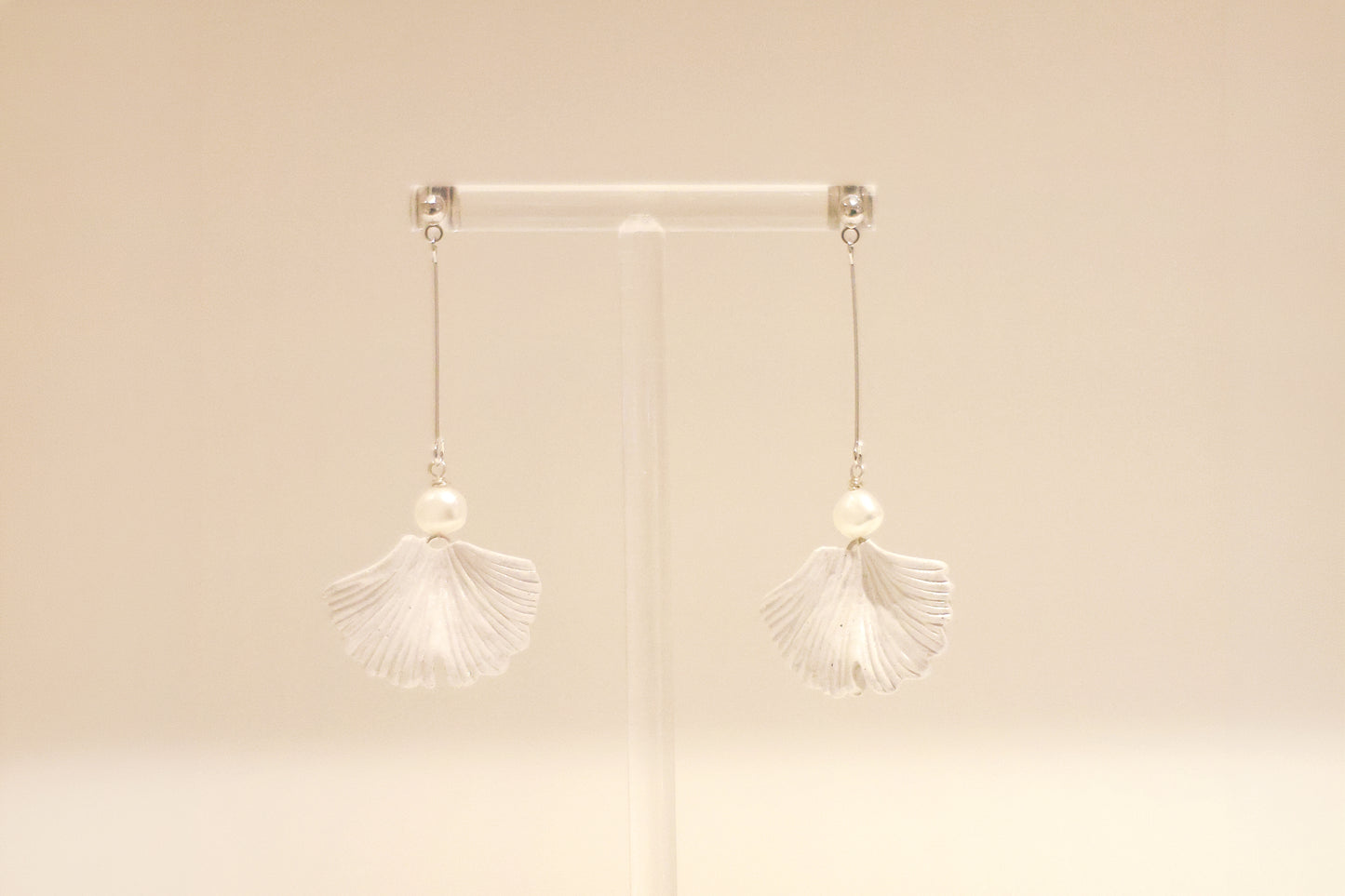 銀杏系列|銀白銀杏珍珠長耳環 Ginkgo Series|Silver White Ginkgo Pearl Long Earrings