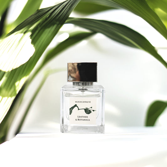 LEATHER AND BOTANICA EAU DE PARFUM (綠境革語)
