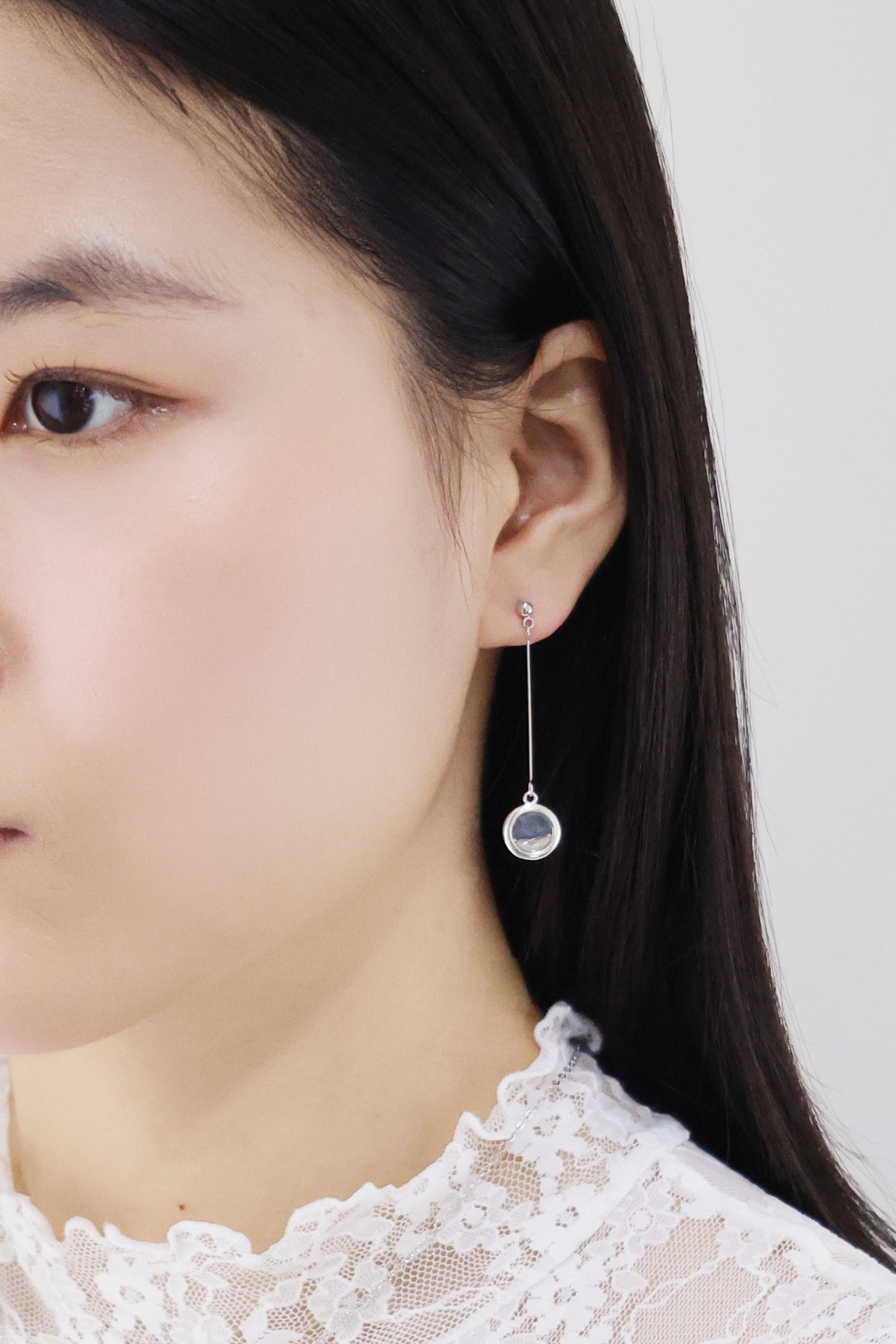 水晶系列｜黑夜圓形水晶銀長耳環  Crystal Series｜Night Round Crystal Silver Long Earrings