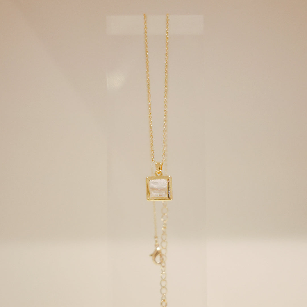 水晶系列｜白晝方形水晶金項鏈  Crystal Series｜Day Square Crystal Gold Necklace