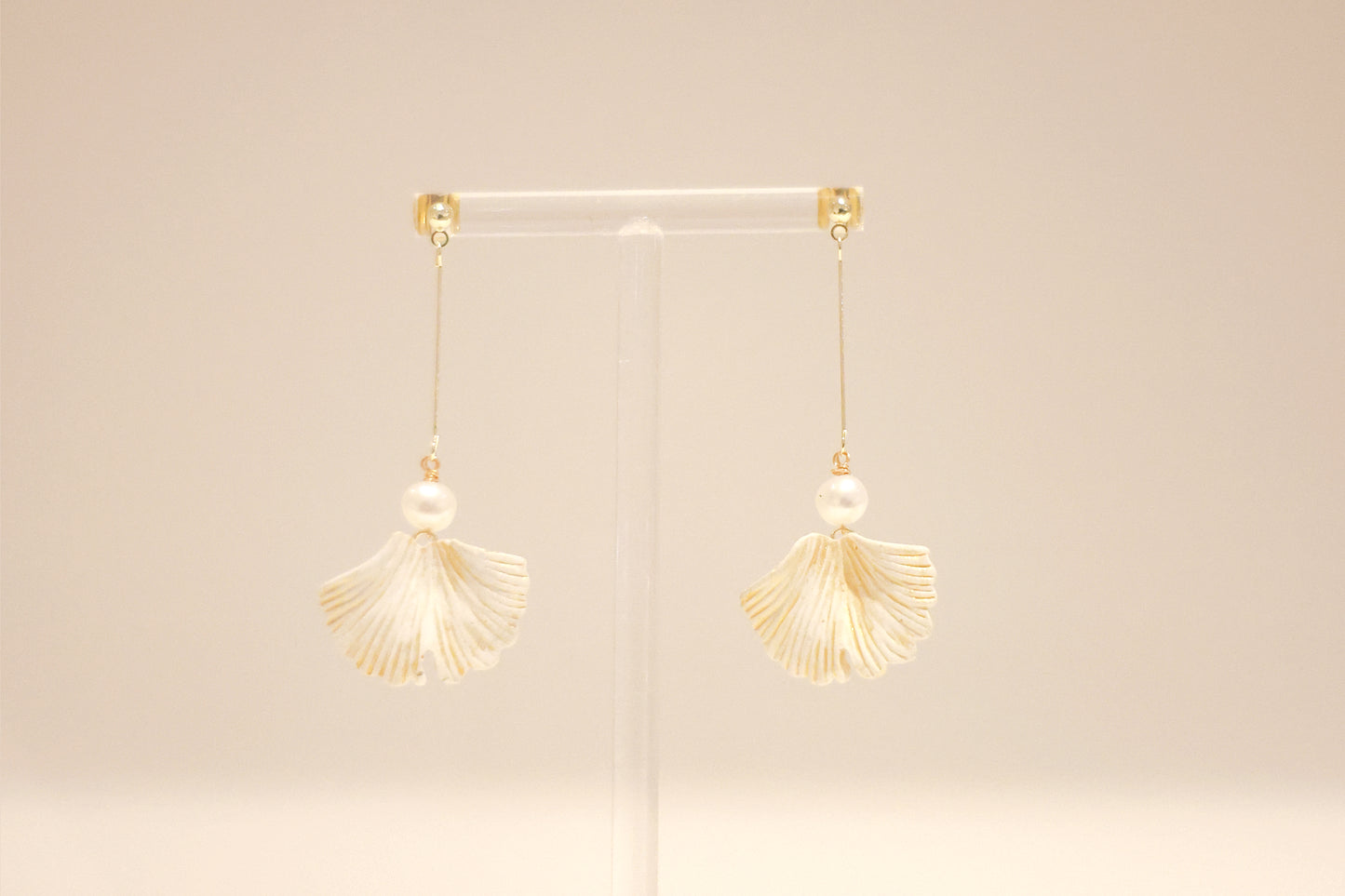 銀杏系列｜金白銀杏珍珠長耳環  Ginkgo Series｜Gold White Ginkgo Pearl Long Earrings