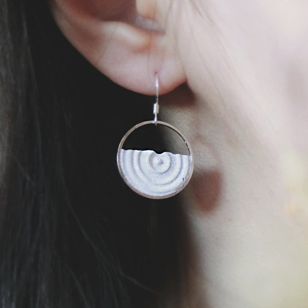 水紋系列｜圓形垂吊水泥耳環 Wave Pattern Series｜Circular cement earring