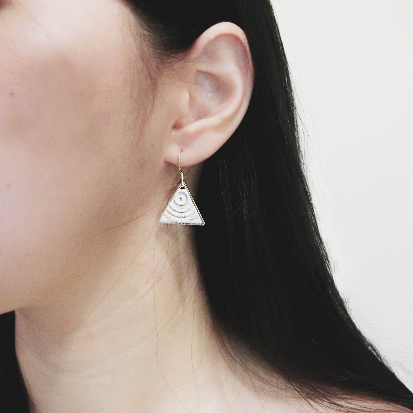 水紋系列｜三角形垂吊水泥耳環 Wave Pattern Series｜Triangle cement earring