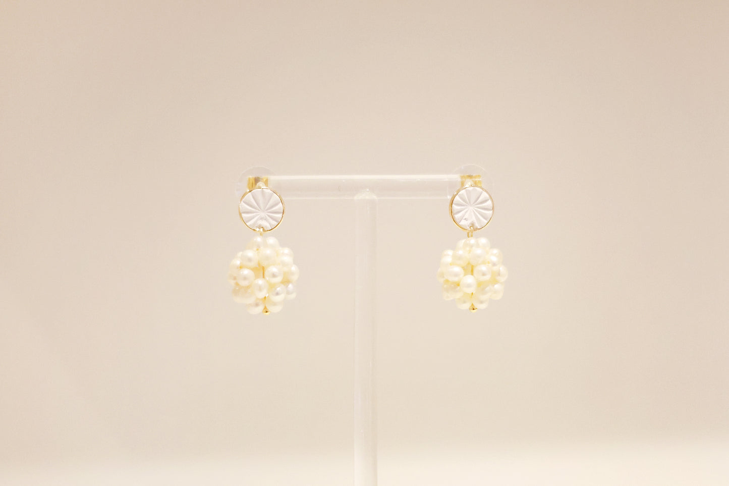 繡球花系列｜金白大繡球花耳環 Hydrangea Series｜Gold White Hydrangea Bloom Earrings