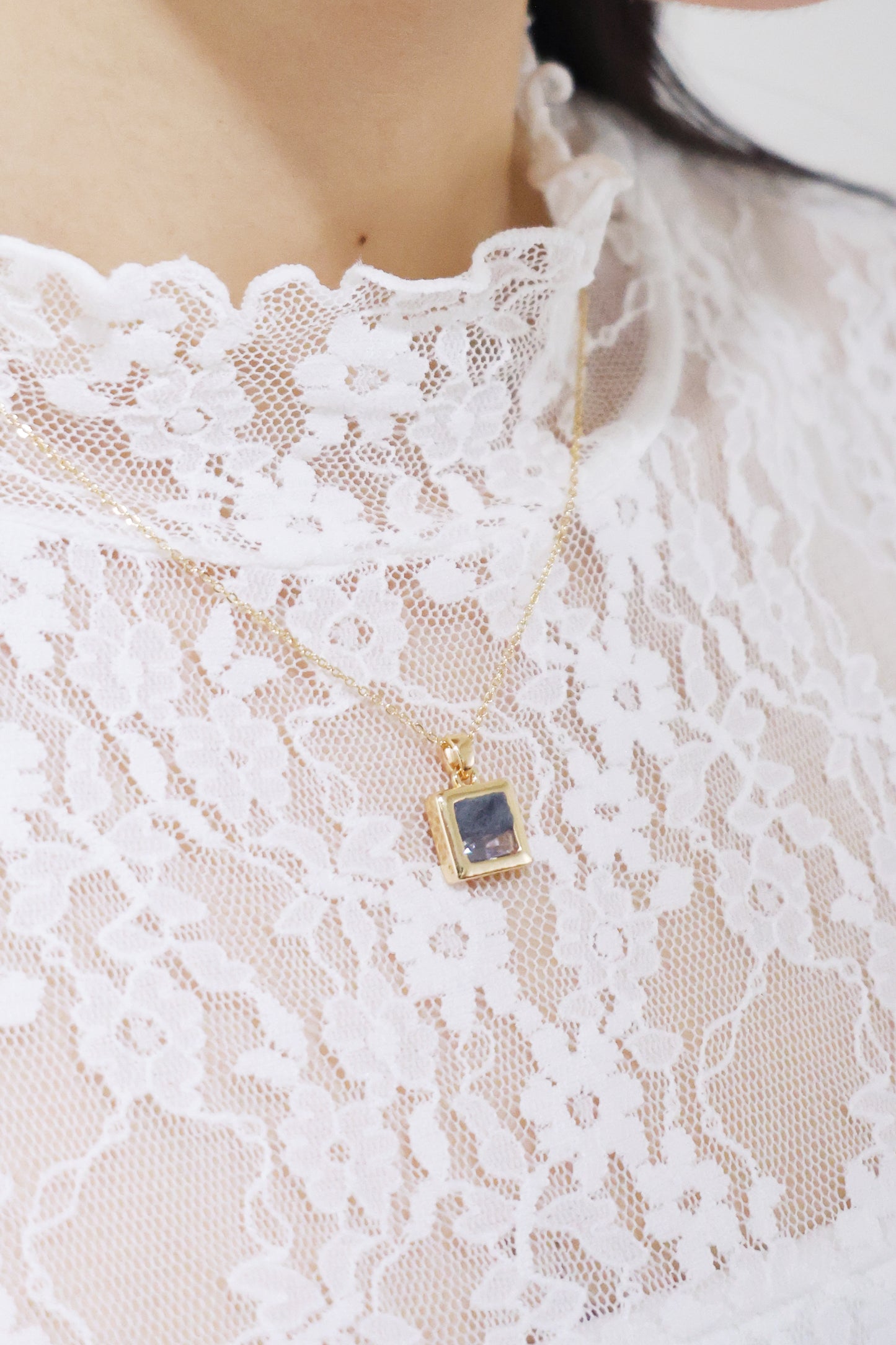 水晶系列｜黑夜方形水晶金項鏈  Crystal Series｜Night Square Crystal Gold Necklace