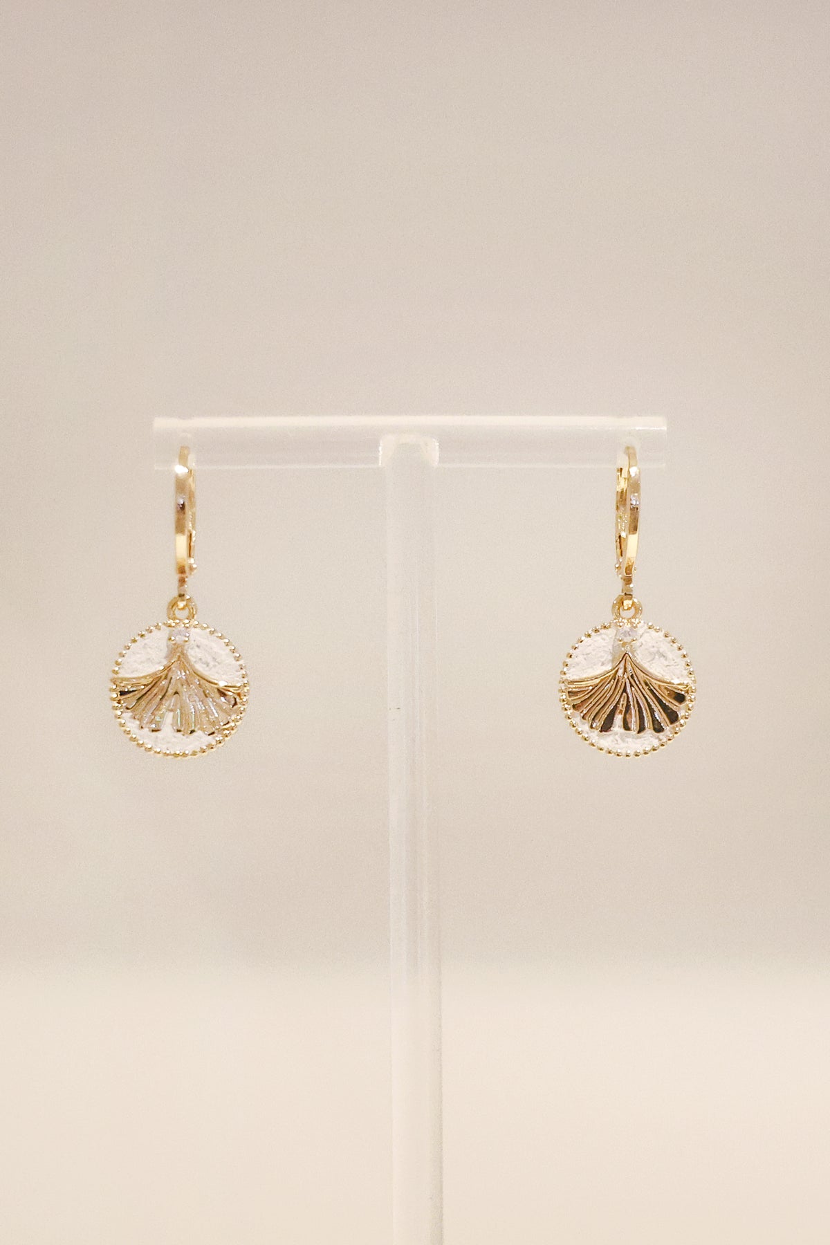 羅盤系列｜金白銀杏羅盤耳環  Compass Series｜White Ginkgo Compass Gold Earrings