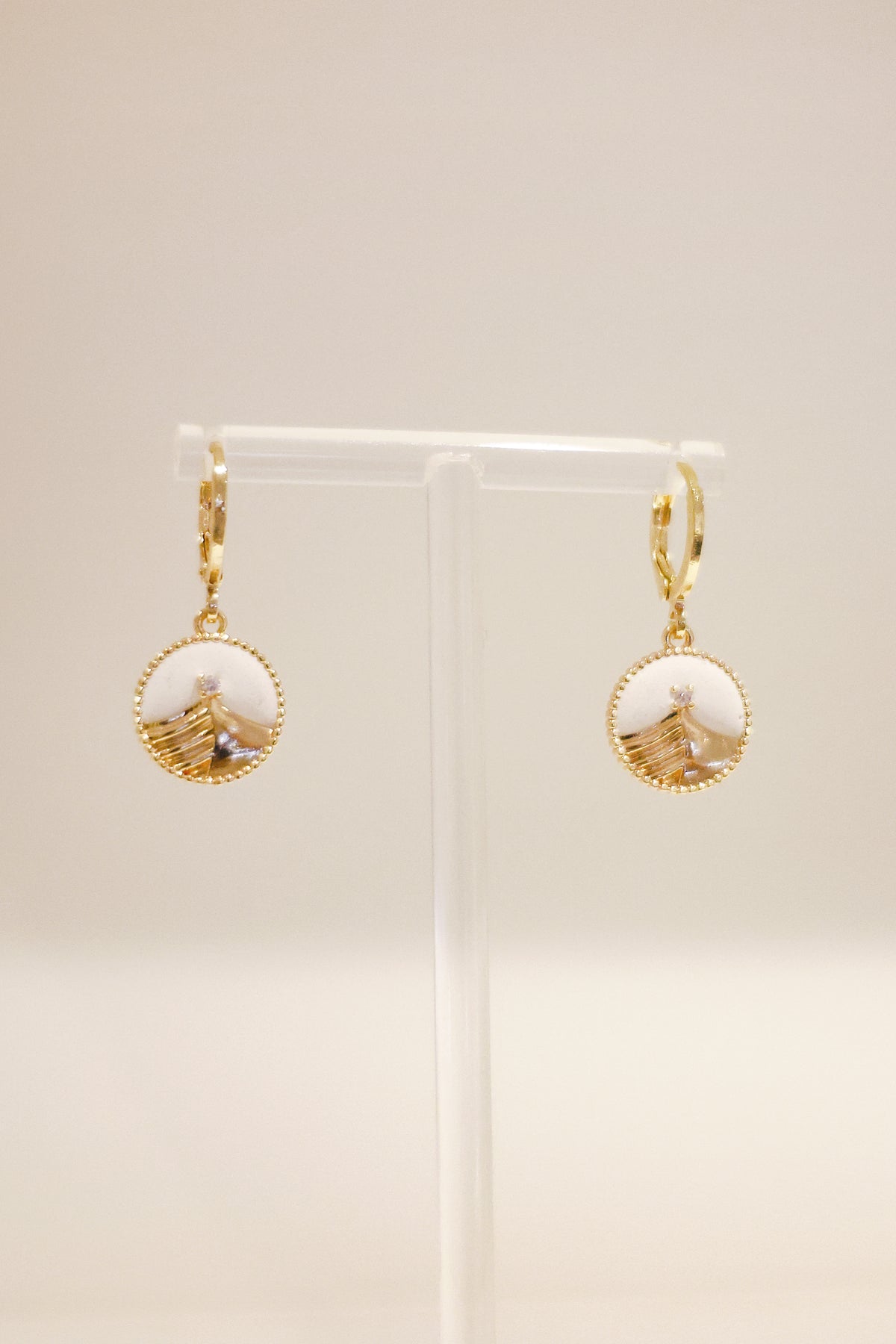 羅盤系列｜金白沙丘羅盤耳環  Compass Series｜Gold White Dune Compass Earrings