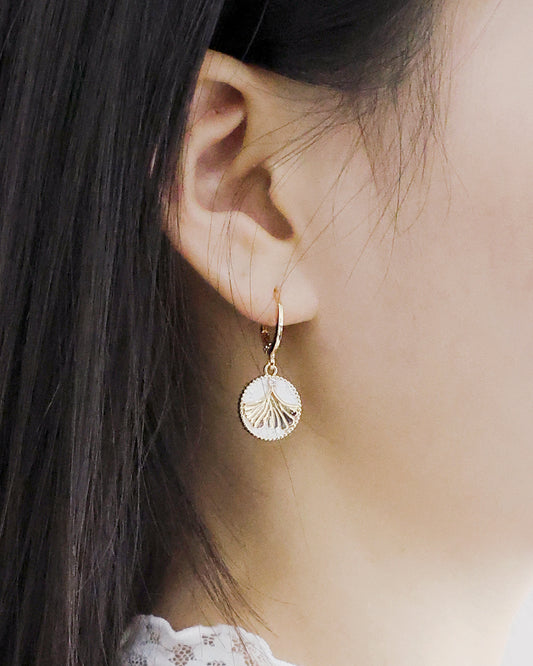 羅盤系列｜金白銀杏羅盤耳環  Compass Series｜White Ginkgo Compass Gold Earrings