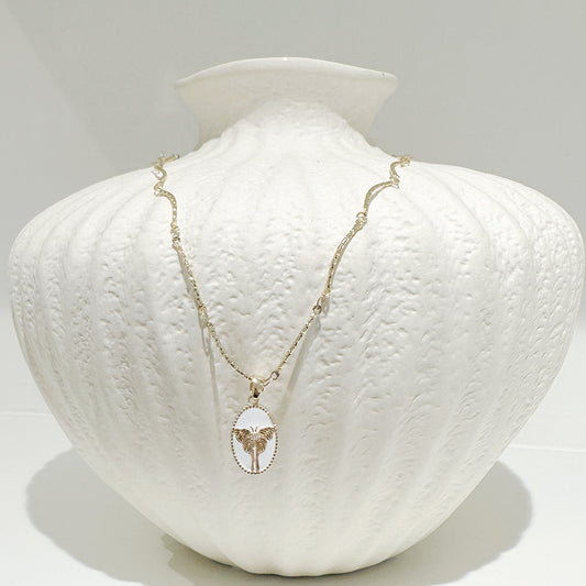 羅盤系列｜金白蝴蝶羅盤曲線項鍊  Compass Series｜White Butterfly Compass Gold Curved Necklace