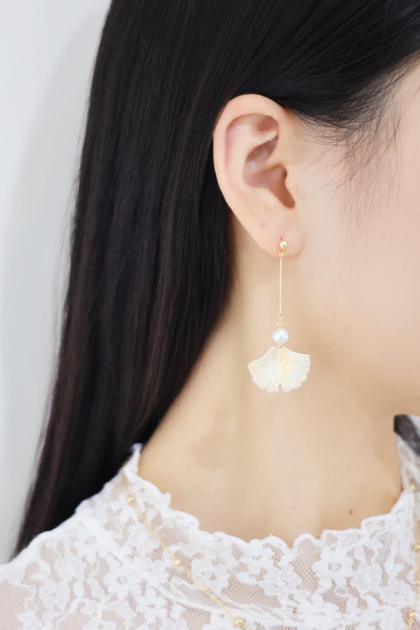 銀杏系列｜金白銀杏珍珠長耳環  Ginkgo Series｜Gold White Ginkgo Pearl Long Earrings