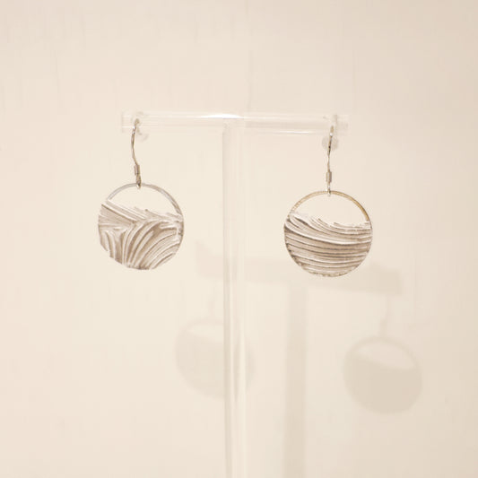 線條系列｜白銀色圓形垂吊線條水泥耳環 Line Series｜Silver Round Cement Earrings